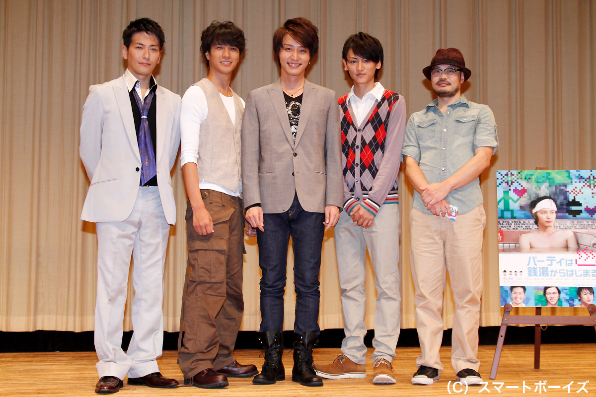 (左から)須賀貴匡、高野八誠、徳山秀典、佐藤永典、松田圭太監督
