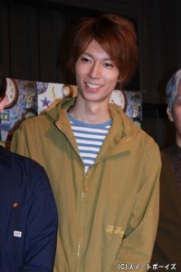 鮎川さん演じる伊勢崎幸平は、コソ泥3人組のバランサーという役割を担う