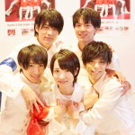 MAG!C☆PRINCE
(後列左から)永田薫さん、阿部周平さん
(前列左から)平野泰新さん、西岡健吾さん、大城光さん