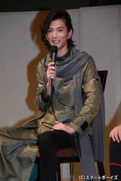 ウォズ役の渡邊圭祐さん 好きな平成仮面ライダーは「仮面ライダー龍騎」