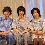 小山内三兄弟(左から眞嶋秀斗さん、黒羽麻璃央さん、鳥越裕貴さん)