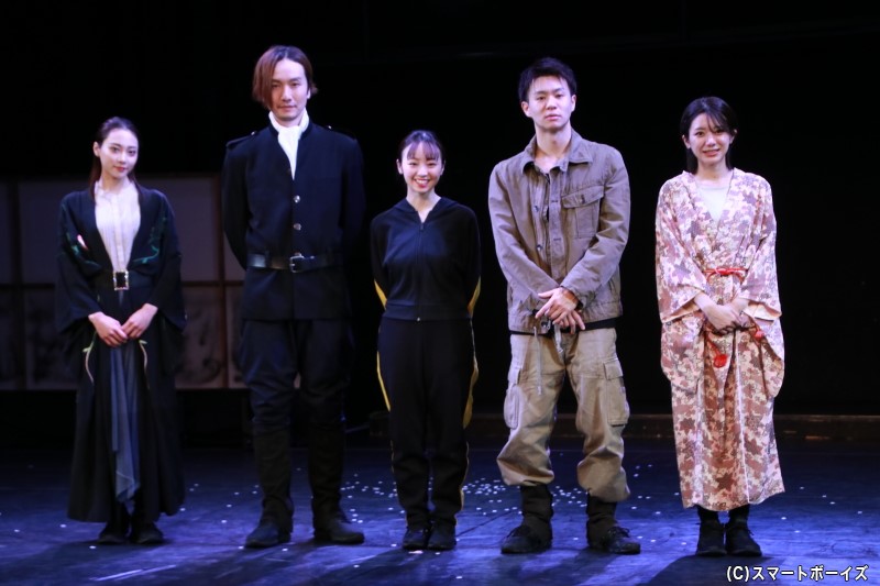 （左より）安田愛里さん、細貝圭さん、今泉佑唯さん、高橋龍輝さん、大西桃香さん