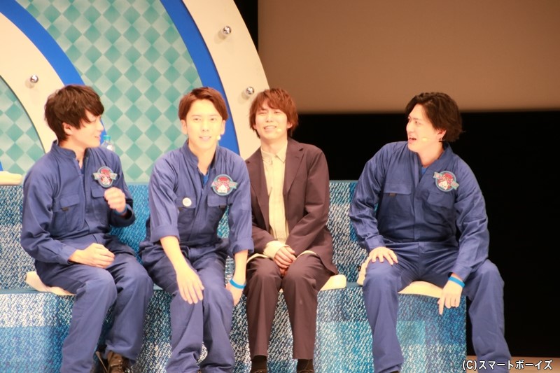 ブルーチーム （左より）牧田習さん、大矢剛康さん、鎌苅健太さん、白又敦さん